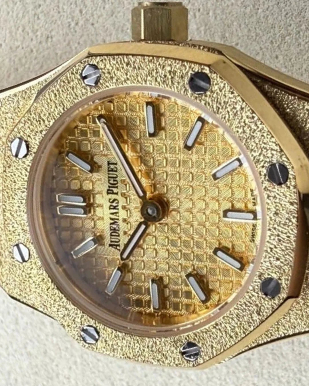 Audemars Piguet Royal Oak Mini Frosted 67630ba.gg.1312ba.01 Watch - Wristwatch