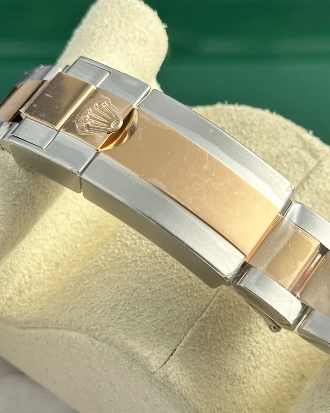 Yacht-Master Watch Mod Rose Two Tone Crown Edition