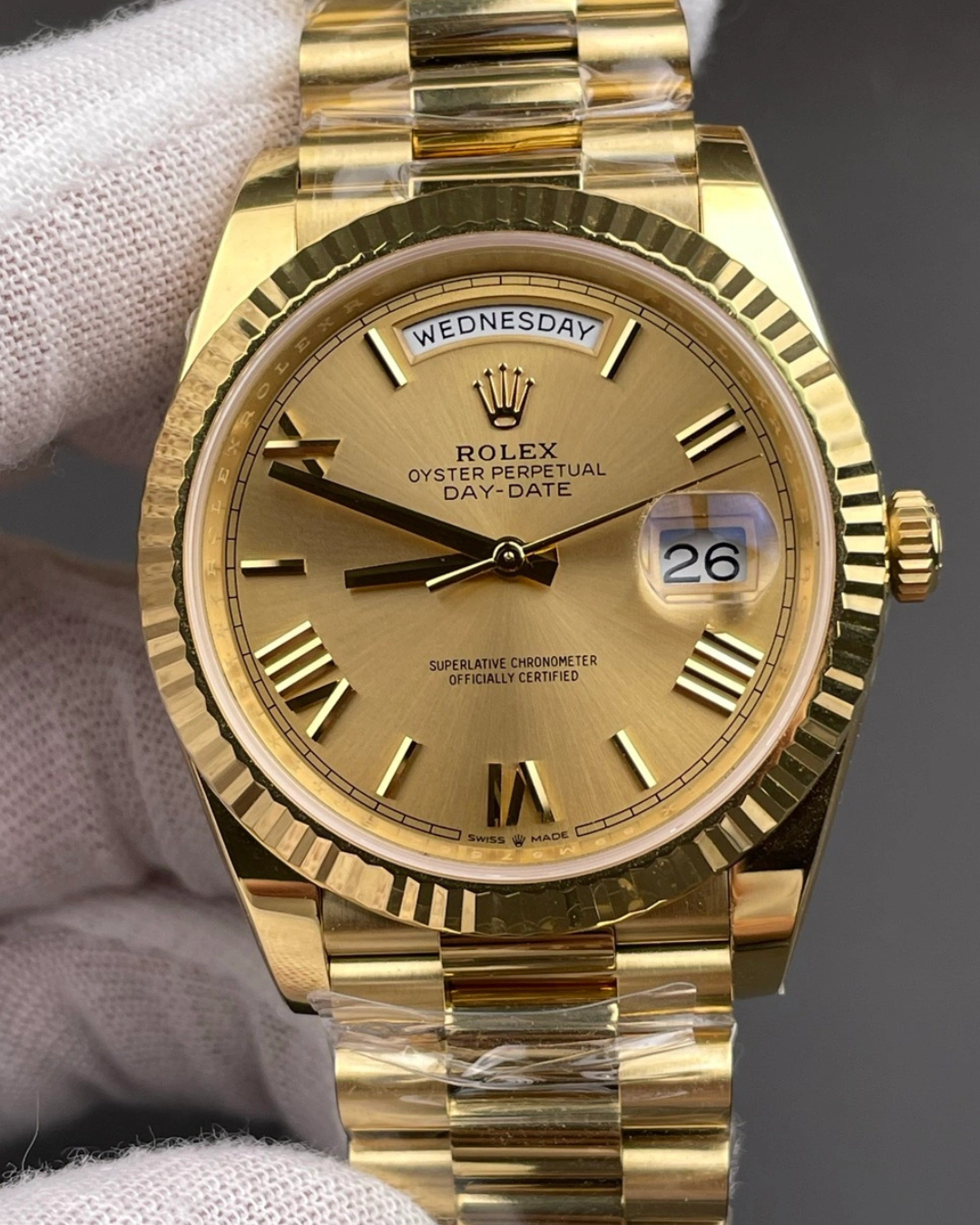 Day-Date SC 128238 18K Yellow Gold Index Dial