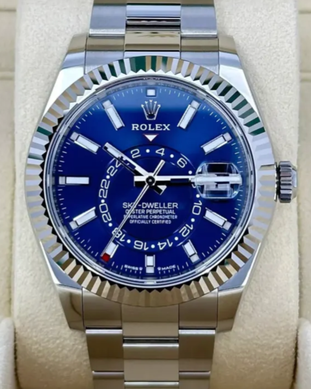 Sky-Dweller Super Watch with blue dial, stainless steel Oyster case, and Jubilee bracelet