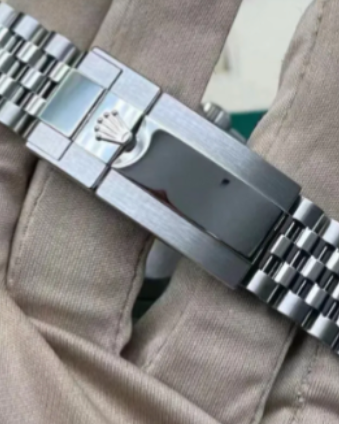 Rolex GMT Master 3285 Super Watch Mod Pepsi 126710BRLO