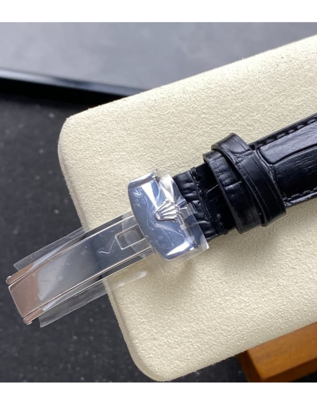 ROLEX Perpetual 1908 52509 Black Dial Watch