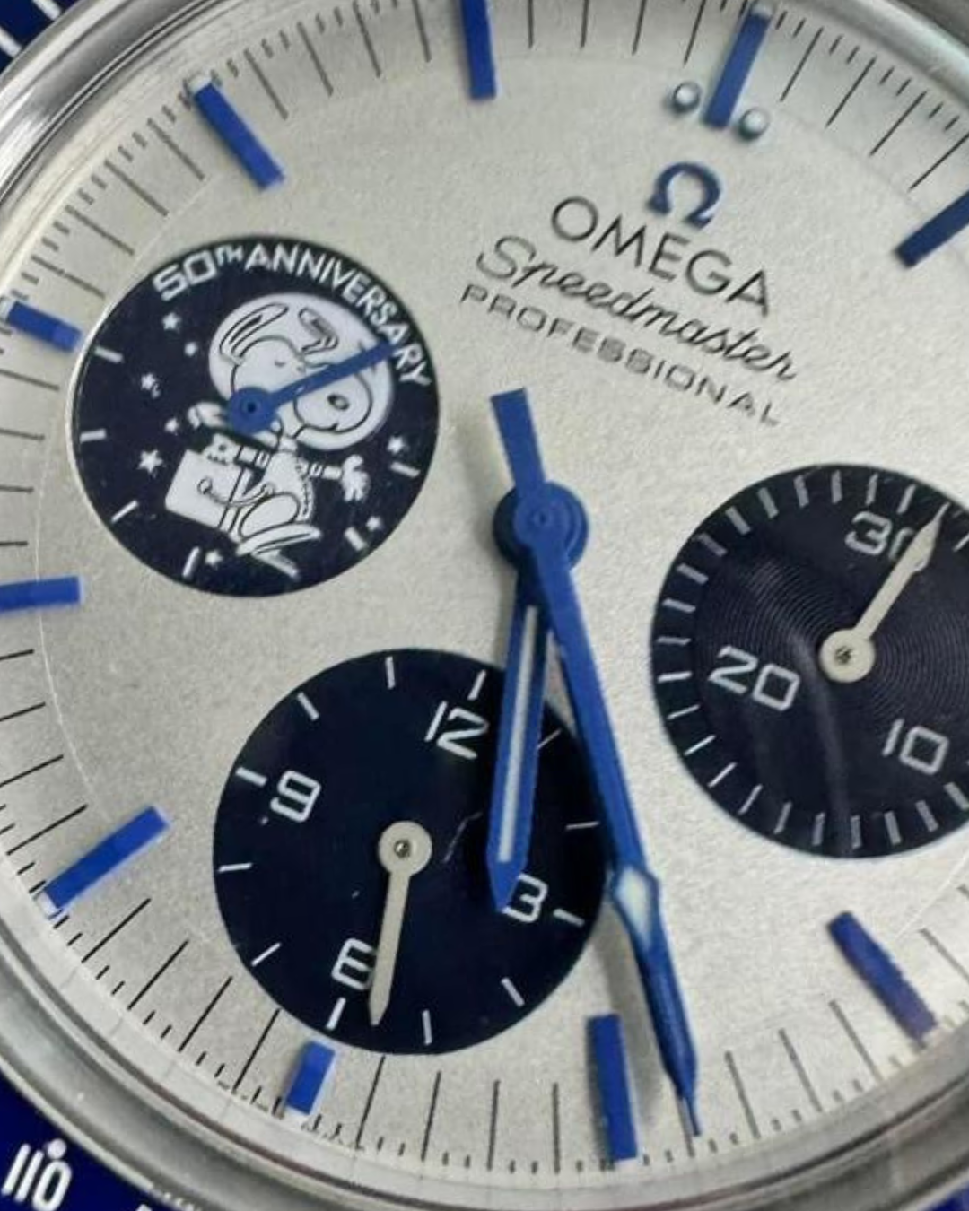 Omega Speedmaster Professional Super Mod Watch Silver Snoopy Award 50th Anniversary