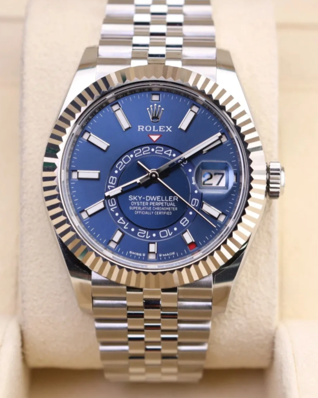 Sky-Dweller Super Watch Mod Blue with 42mm stainless steel case and bright blue dial featuring dual time zone and date display