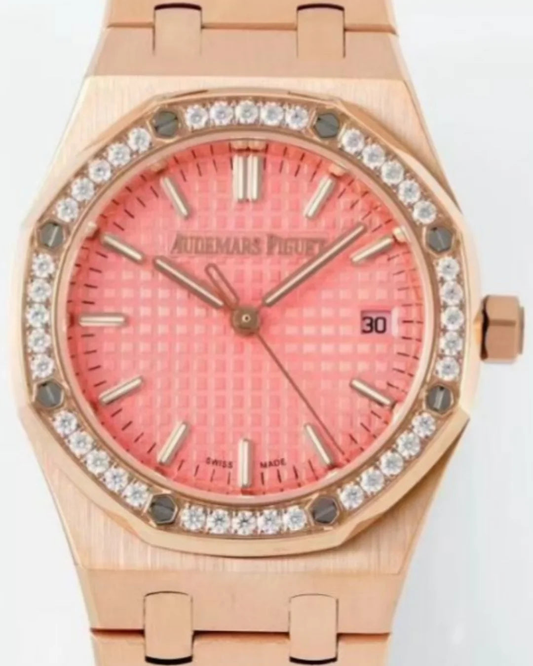 Audemars Piguet Royal Oak 77450or Watch - Wristwatch