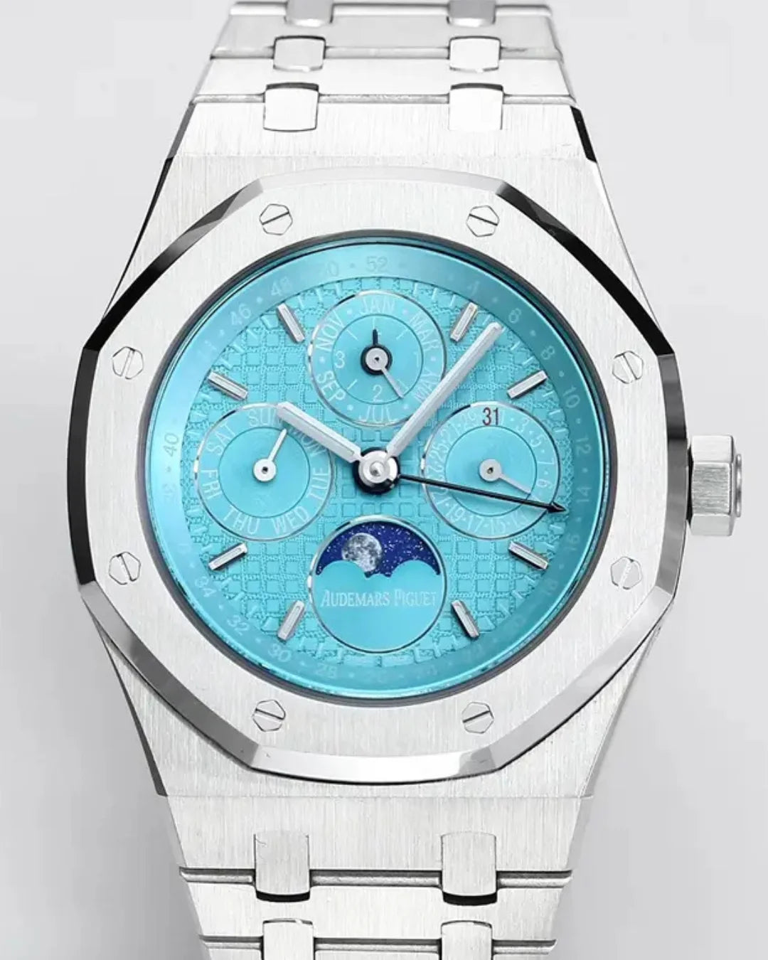 Audemars Piguet Royal Oak Perpetual Calendar ’Uae Edition’ 26613st.oo.1220st.01 - Wristwatch