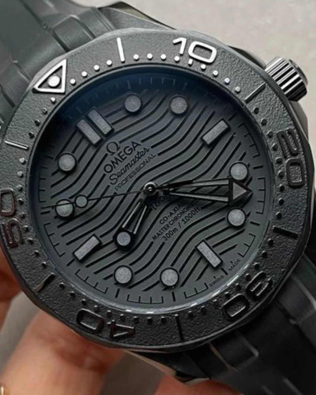 Omega Seamaster Diver 300m Ghost Black Watch - Wristwatch