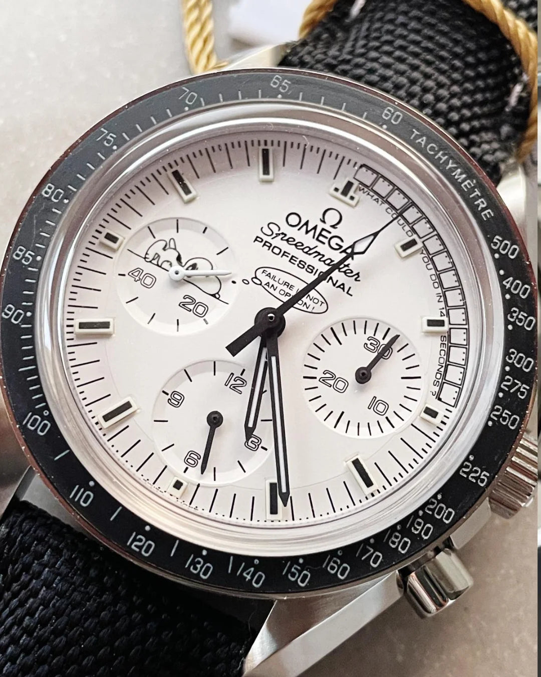 Omega Speedmaster Snoopy Limited Edition Watch - Wristwatch