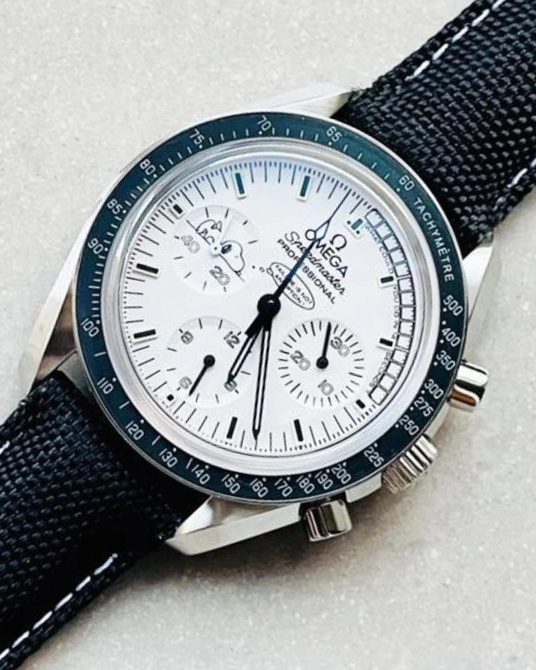 Omega Speedmaster Snoopy Limited Edition Watch - Wristwatch