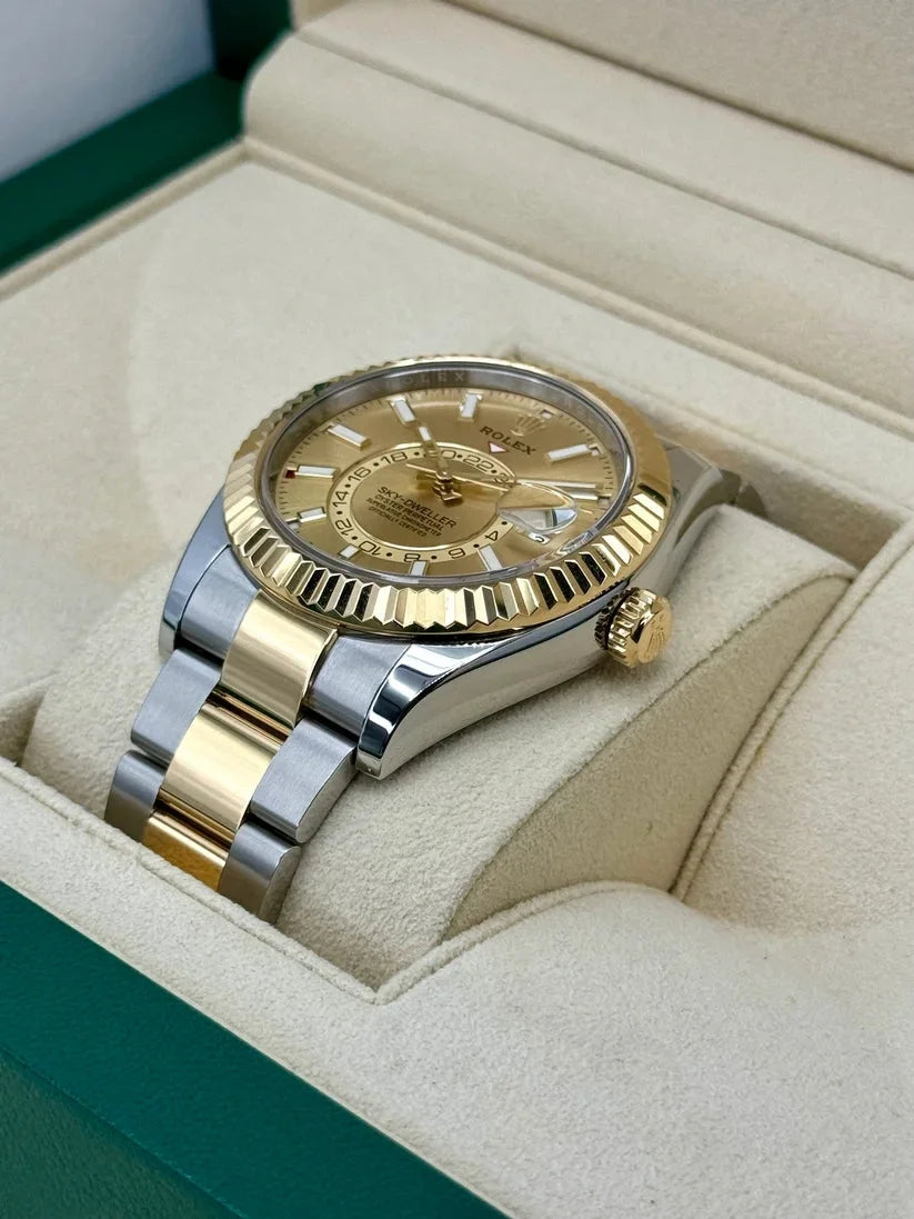 Rlx Super Mod Sky dweller Two Tone Watch Wristwatch