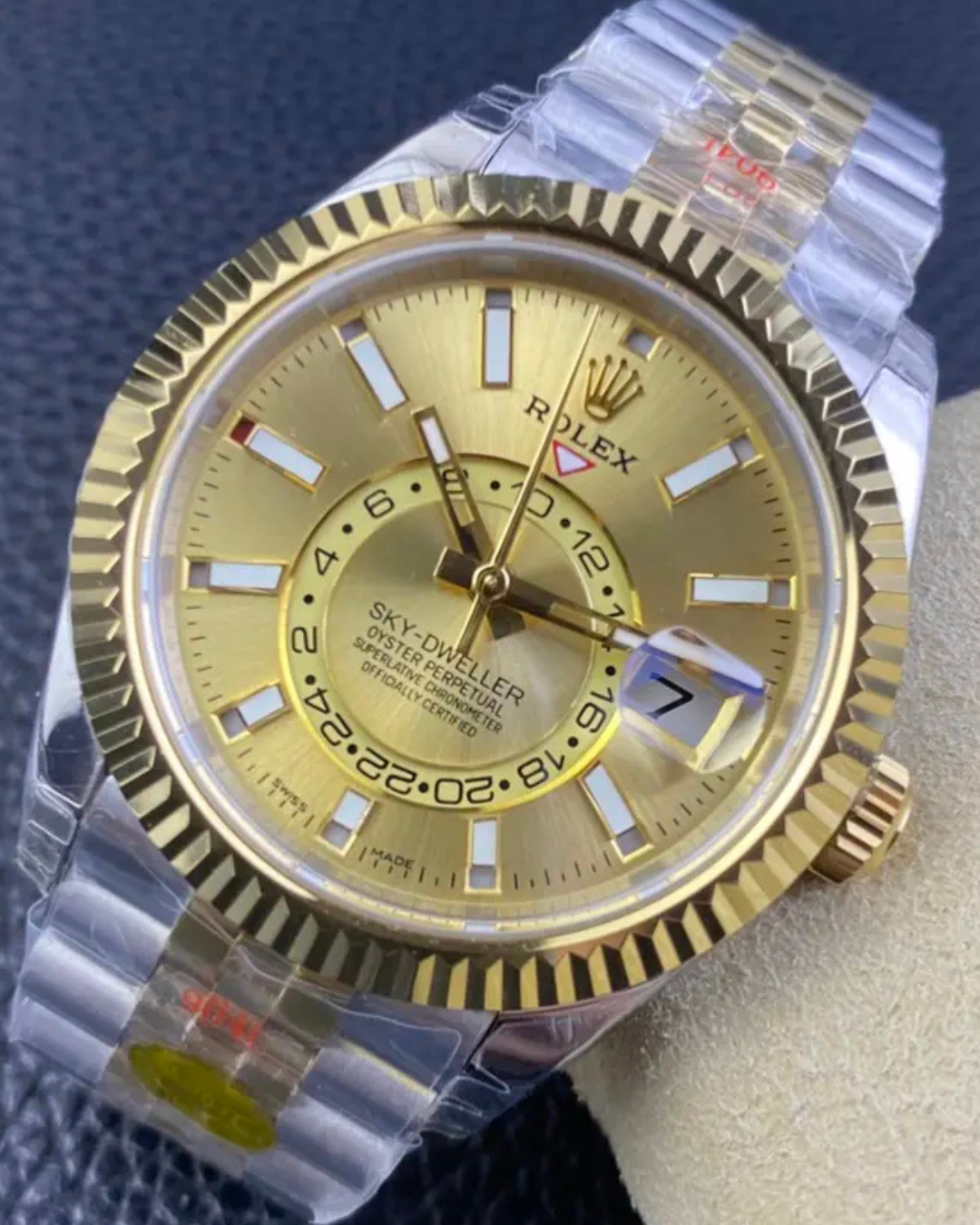 Sky-Dweller SC Champagne Dial M336933-0002