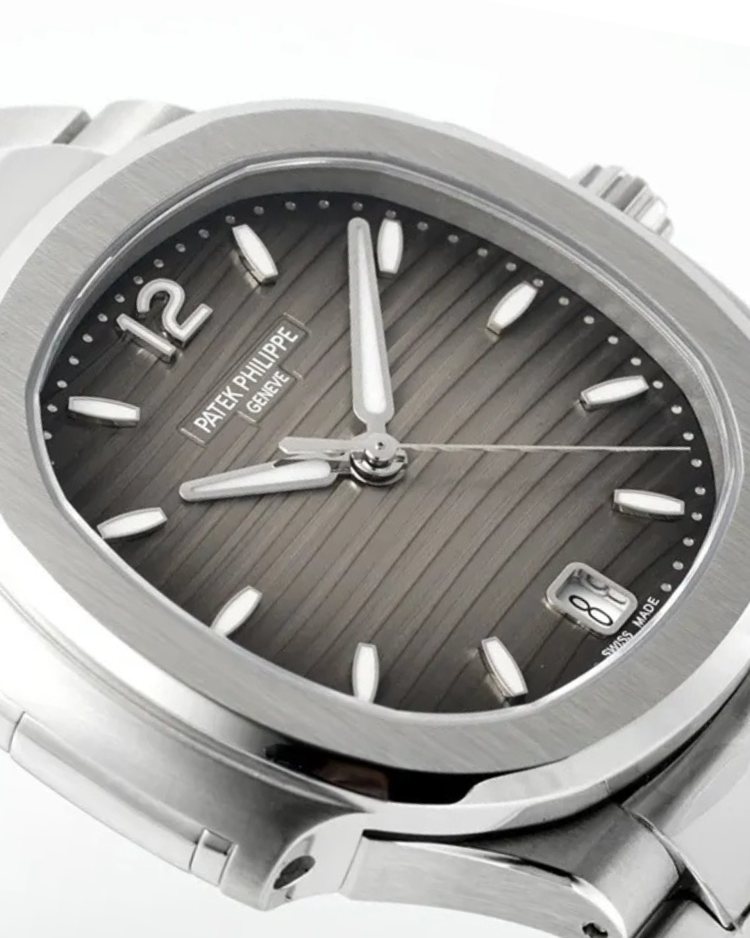 PATEK PHILIPPE Nautilus 7118 Classic Grey Watch