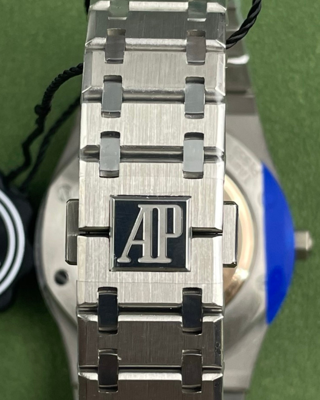 Royal Oak Superclone Jumbo 16202XT BMG X Titanium