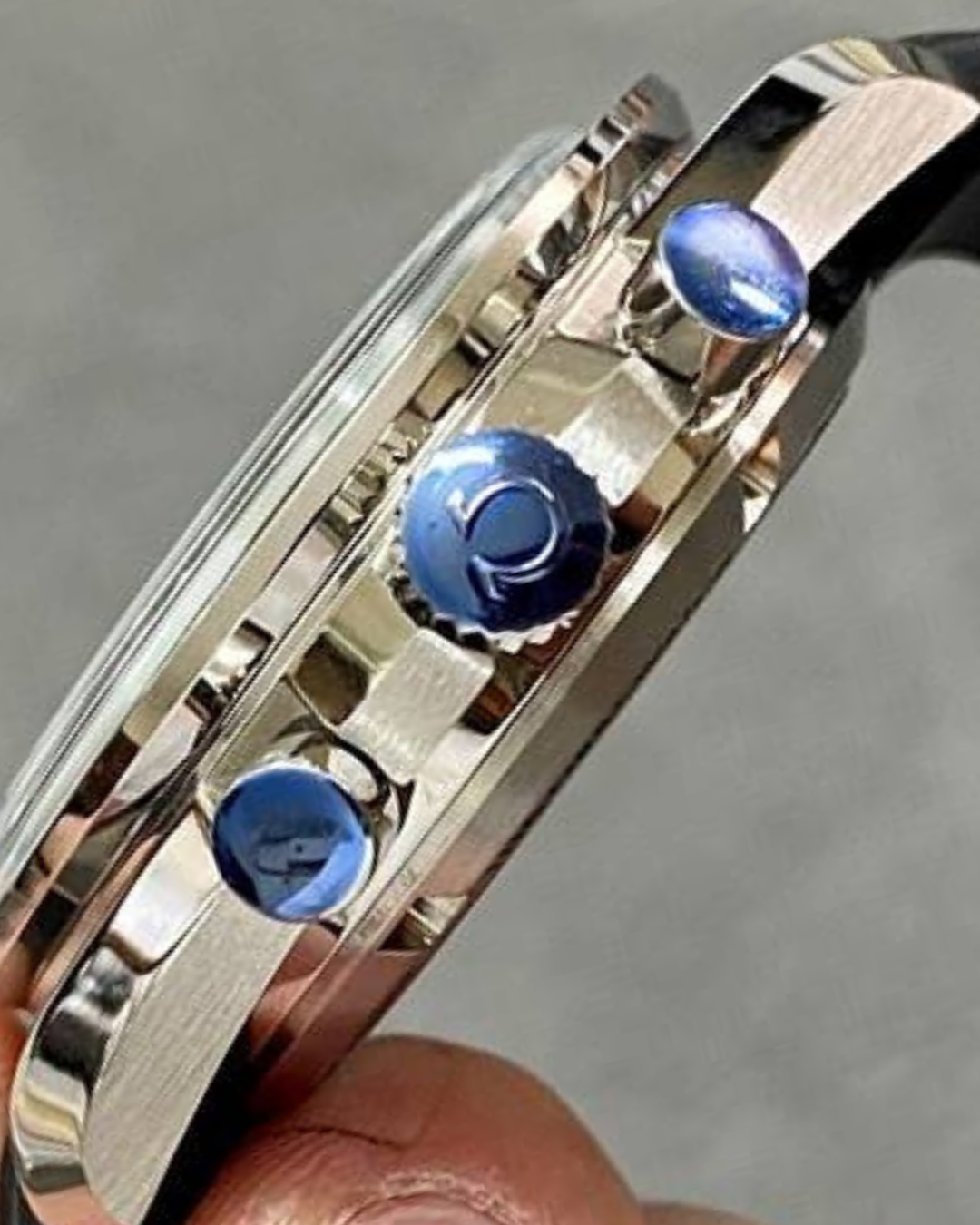 Omega Superclone SpeedMaster Moon Watch 310.32.42.50.02.001