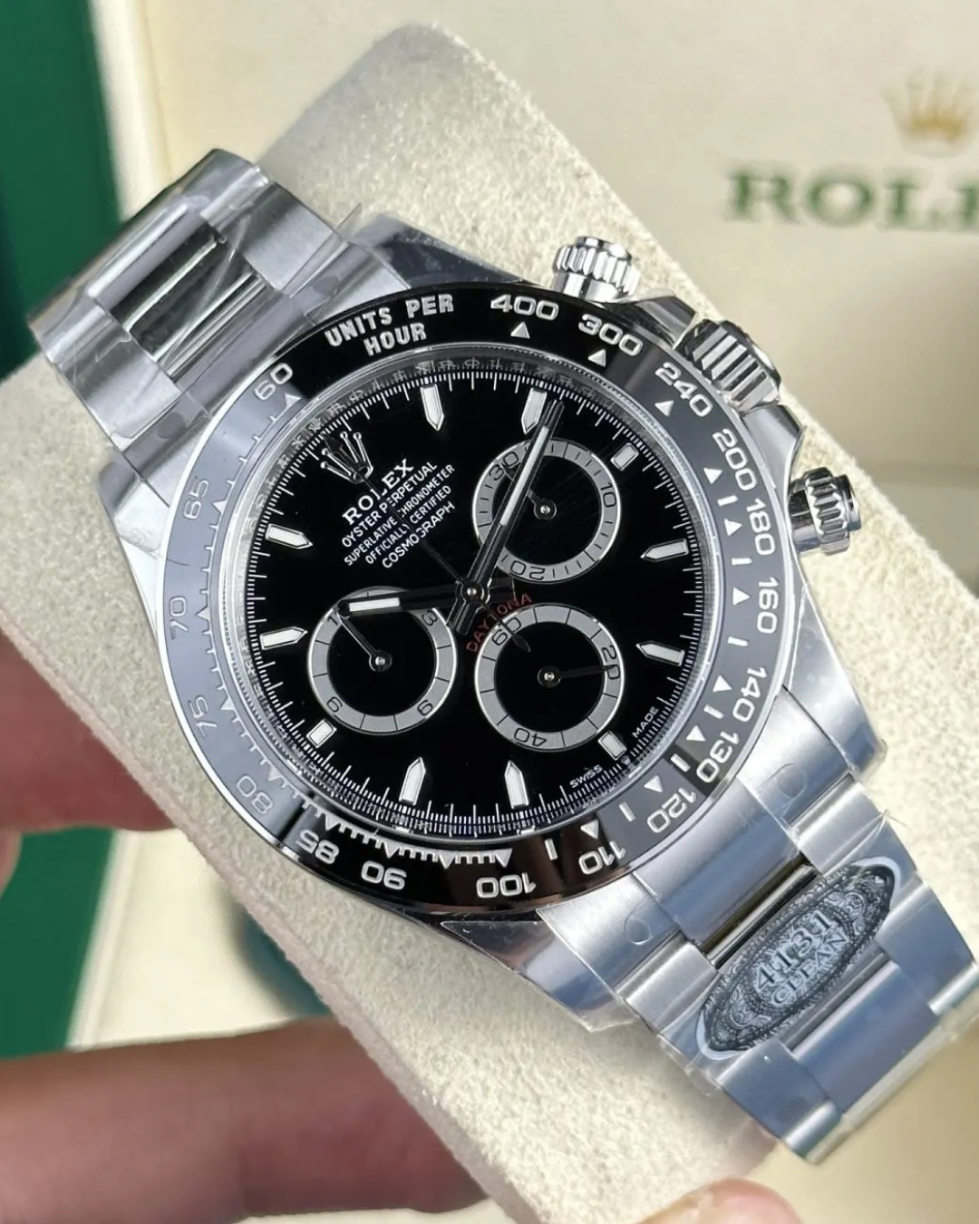 Daytona Watch Mod Godzilla Edition