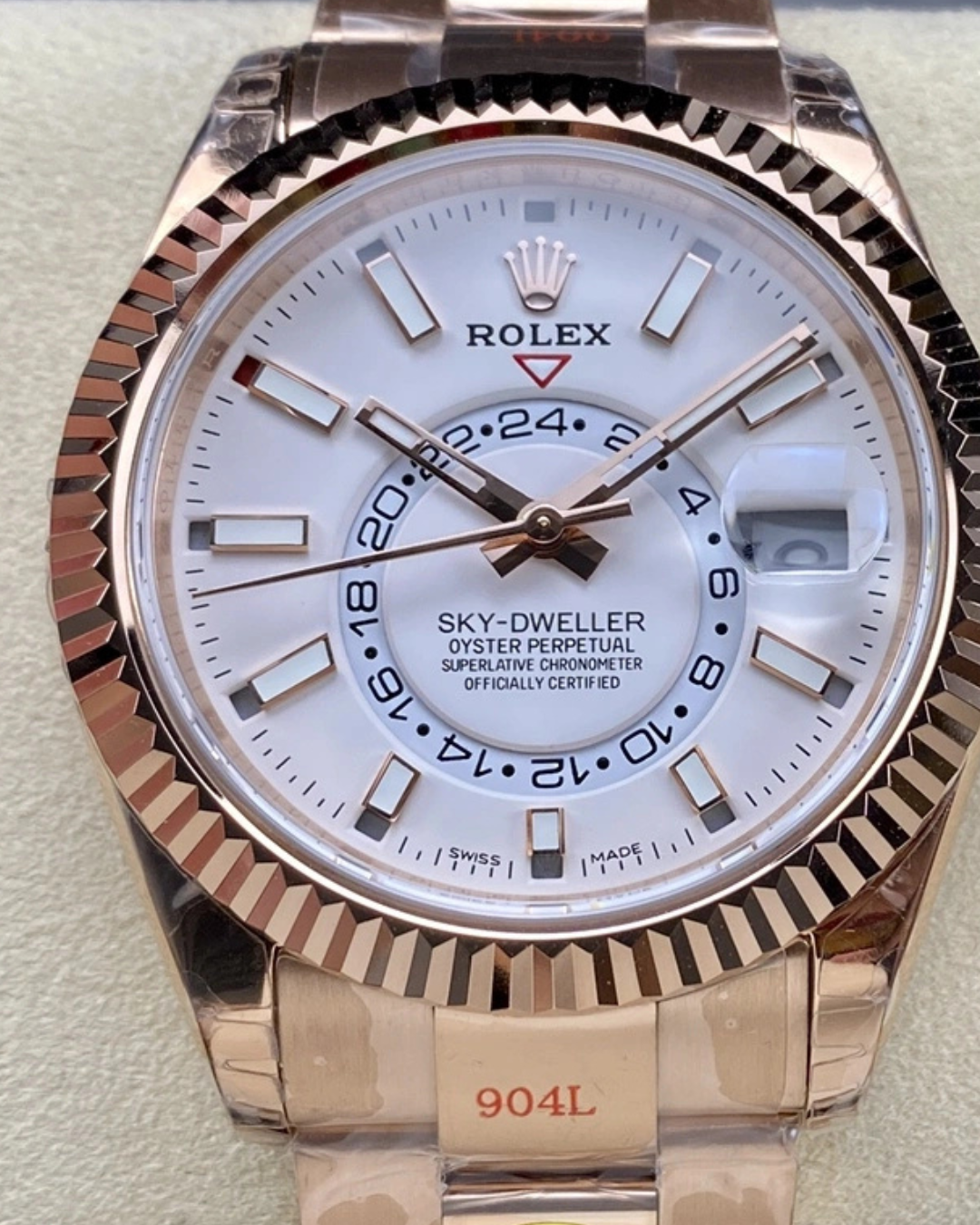 Sky-Dweller SC  Everose Gold White Dial M336935-0003