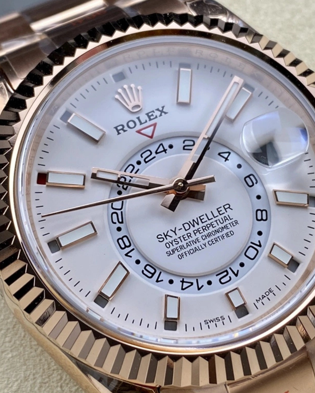 Sky-Dweller SC  Everose Gold White Dial M336935-0003