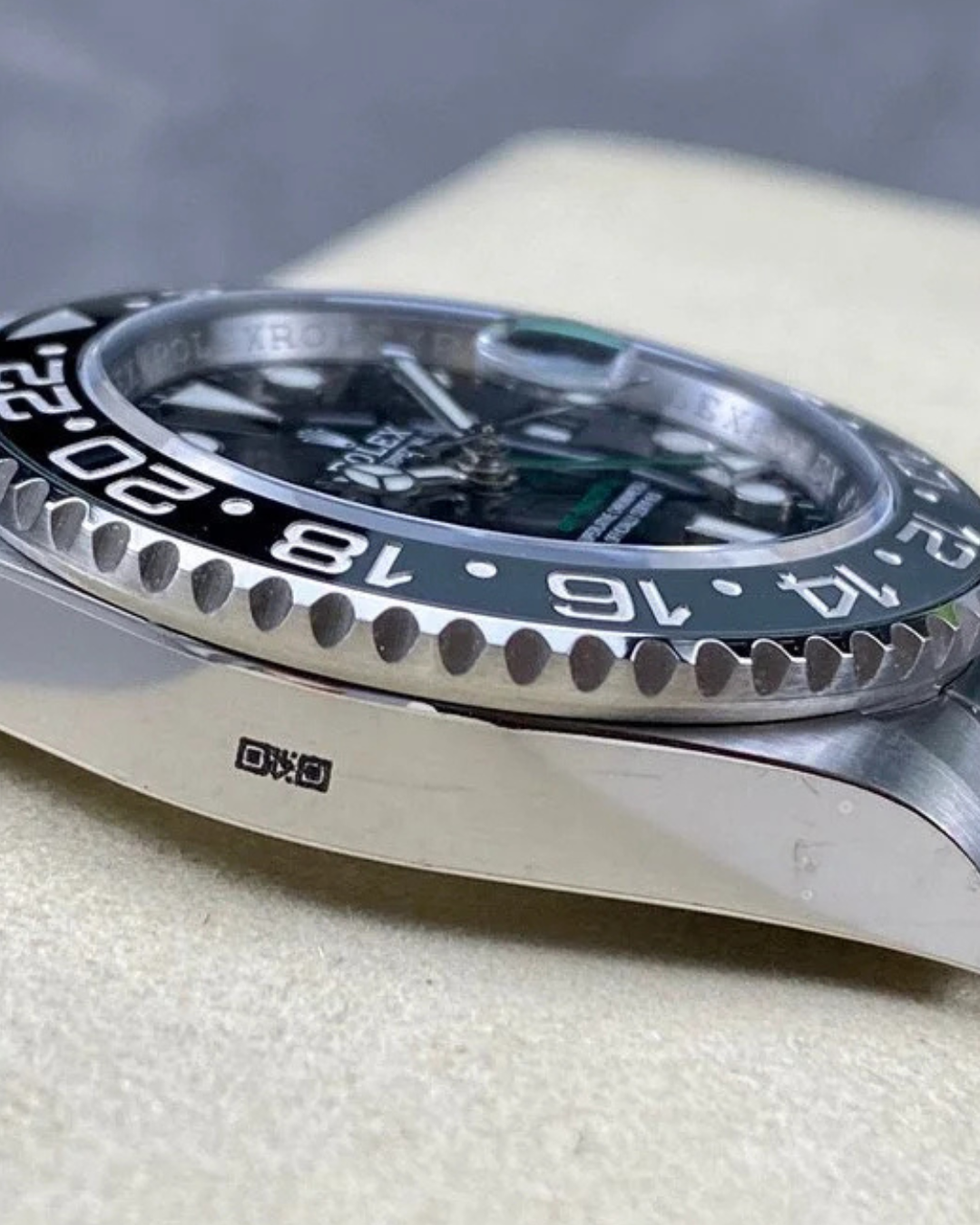 Gmt Watch Mod Bruce Wayne Crown Edition